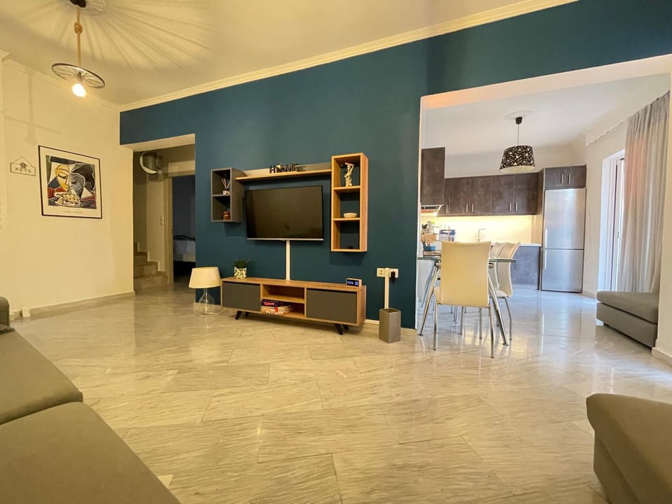 TV and multimedia, Seating area