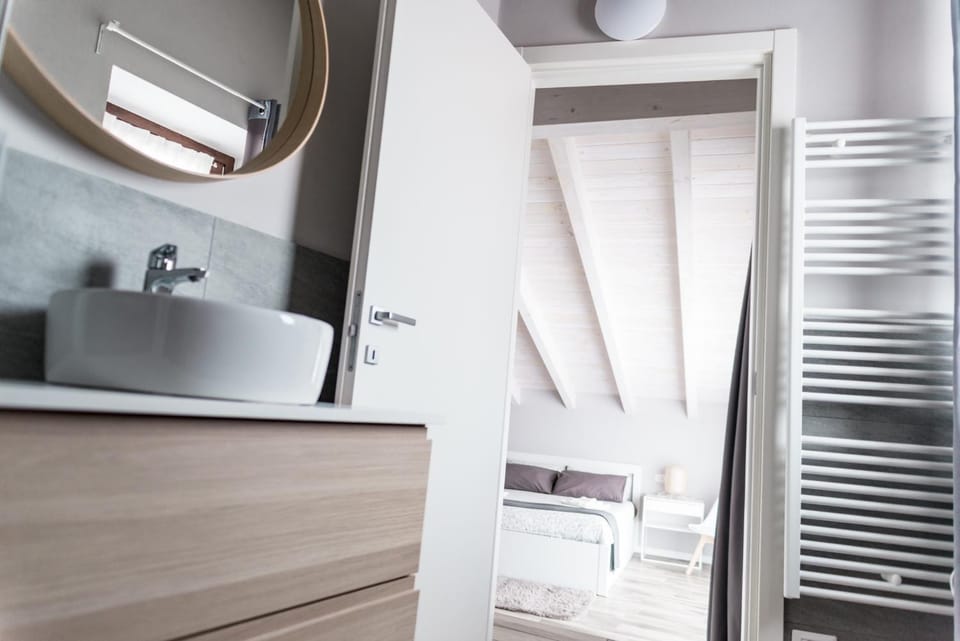 Via Mazzini B & B (MXP) Bed and Breakfast in Lombardy