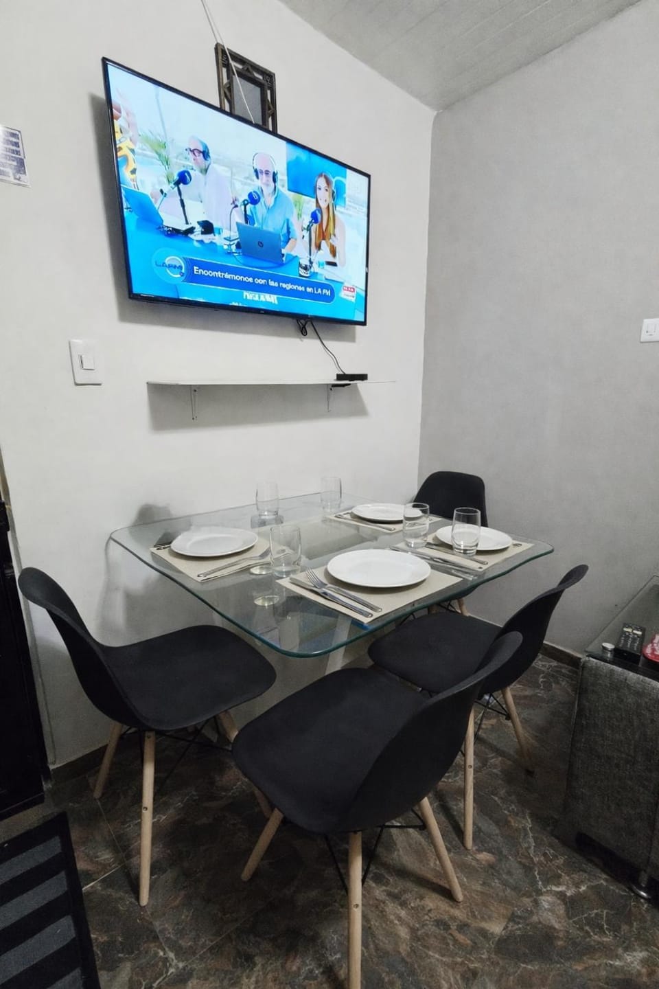 Apartamento amoblado cerca al aeropuerto el dorado Apartment in Bogota