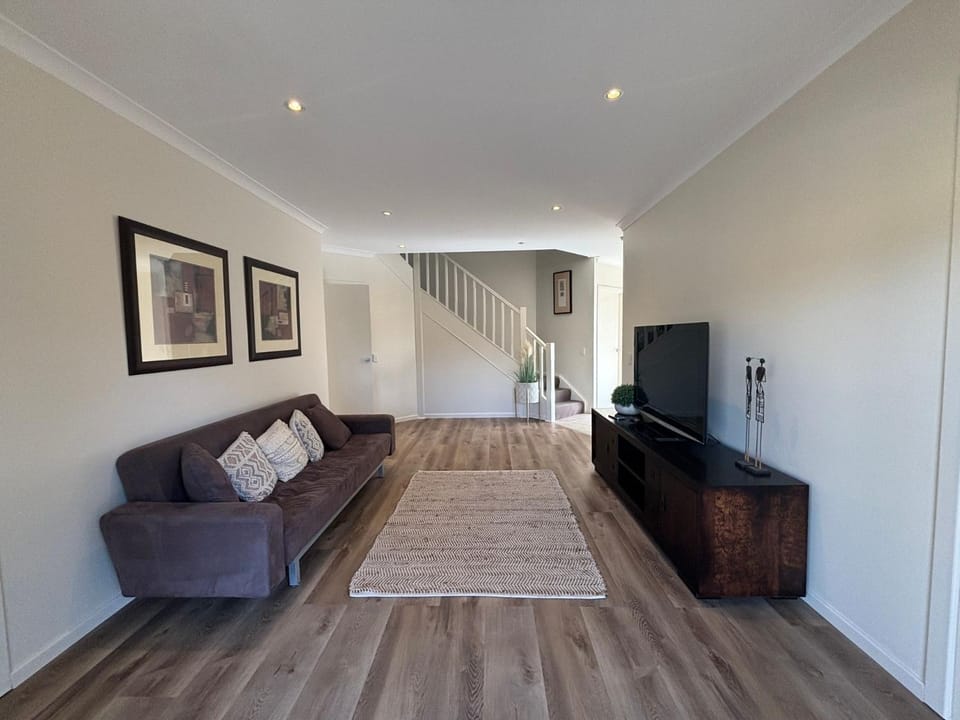 Sandpiper 10 - Close to Town and Beach House in Inverloch
