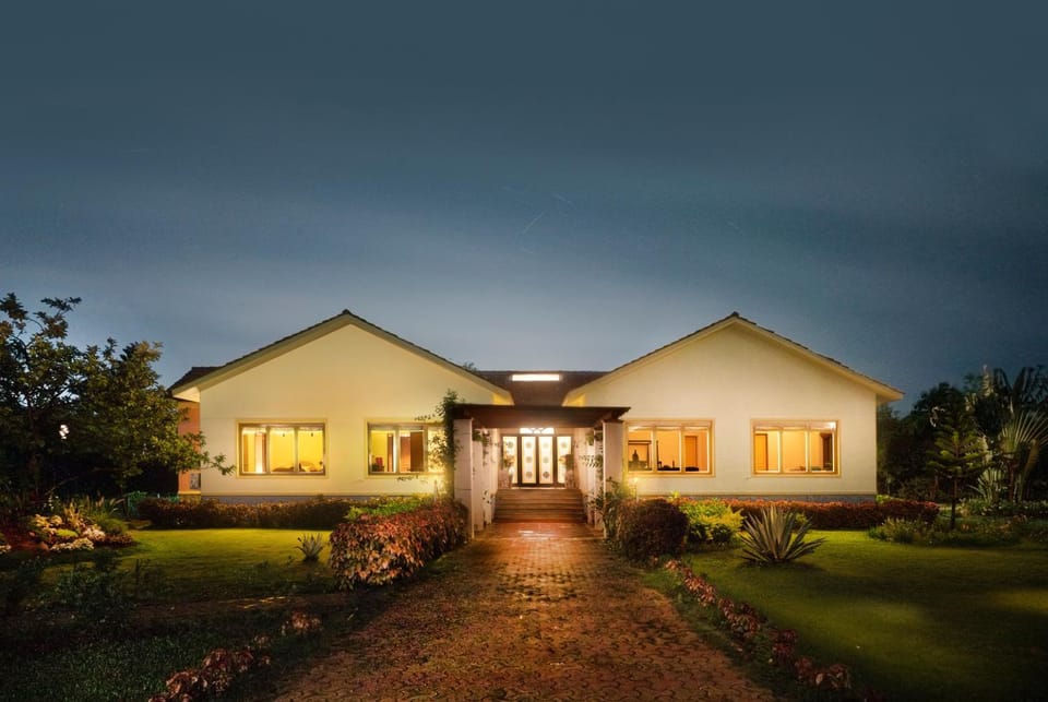 Property building, Garden view
