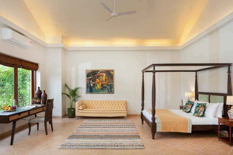 Bed, Photo of the whole room, Bedroom, fireplace
