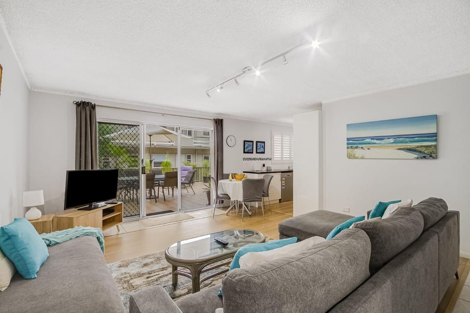 Kirra Beachside - Central Kirra - Min. 3 Night Stays! Apartment in Tweed Heads