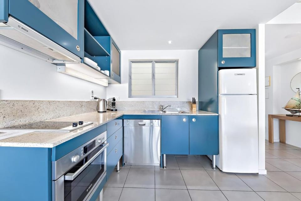 Sails on the Sea - Club Wyndham Apartment in Airlie Beach