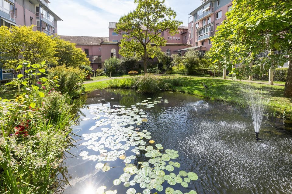 Evangelische Diakonissenanstalt Stuttgart GÄSTEHAUS AM DIAKONISSENPLATZ Bed and Breakfast in Stuttgart
