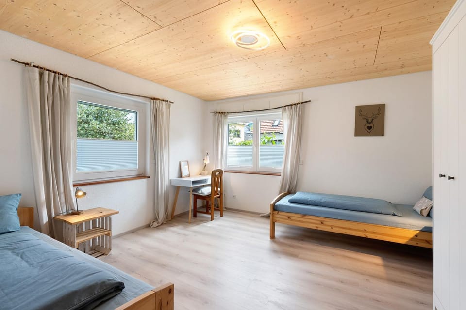 Property building, Living room, Bedroom