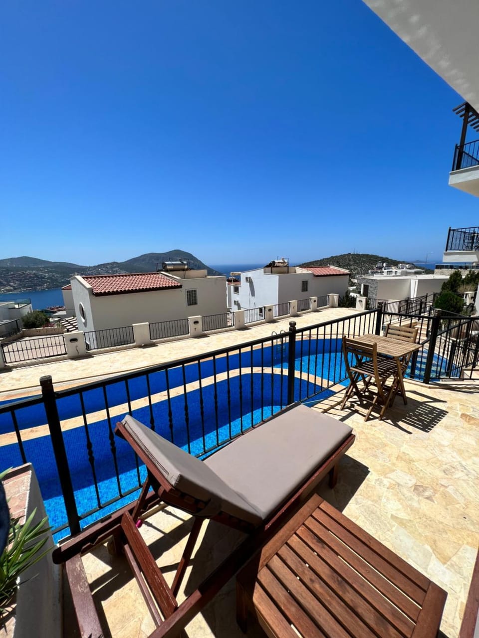 Patio, Balcony/Terrace, Pool view, Swimming pool