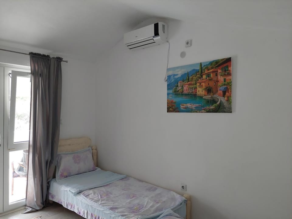Apartmani Vuk Apartment in Budva Municipality