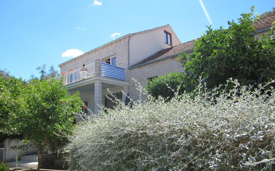 Apartments Blue Sky Apartment in Korčula