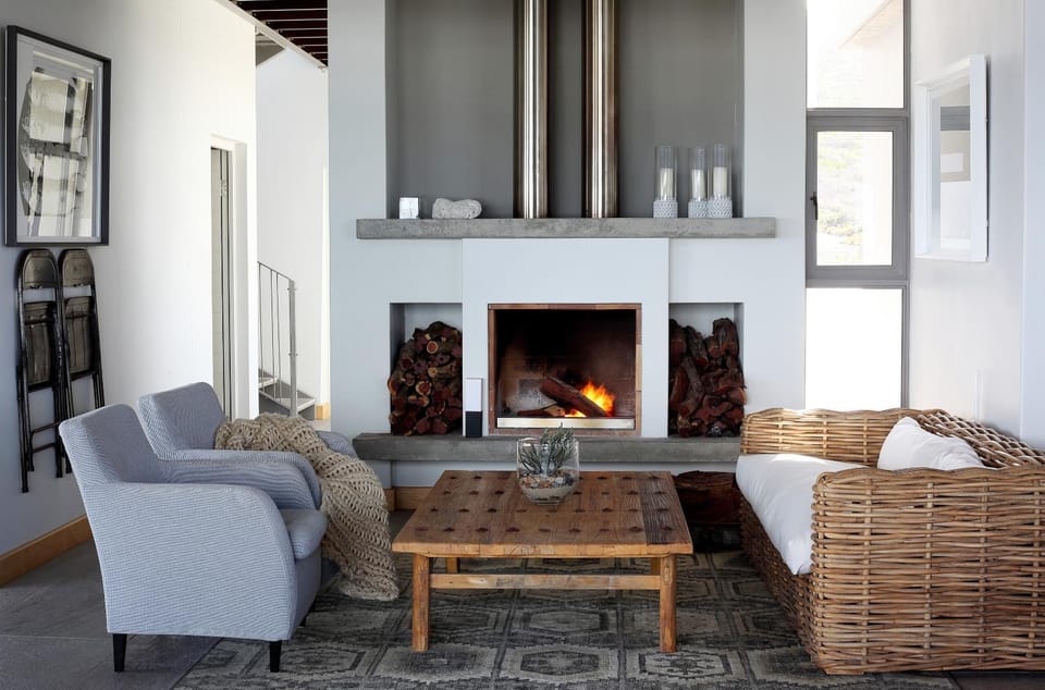 Living room, fireplace