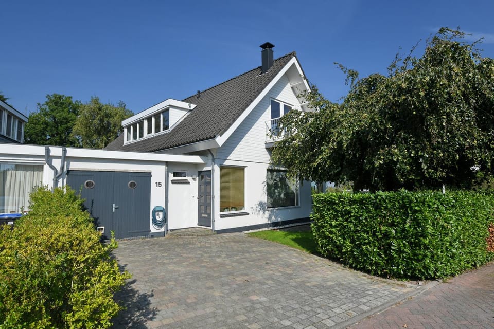 Comfortable villa on Kaag island between the lakes Villa in South Holland (province)