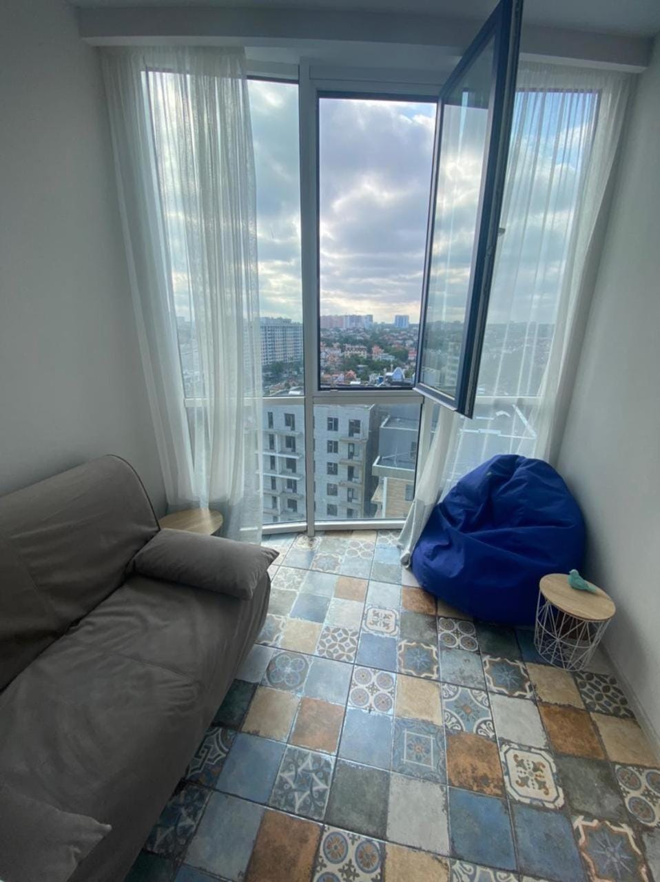 АПАРТАМЕНТЫ ВОЗЛЕ МОРЯ (КРАСИВЫЙ ЗАКАТ). Apartment in Odessa