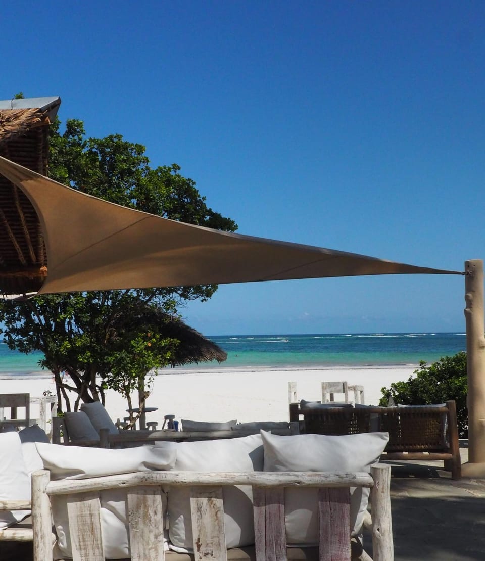 Lounge or bar