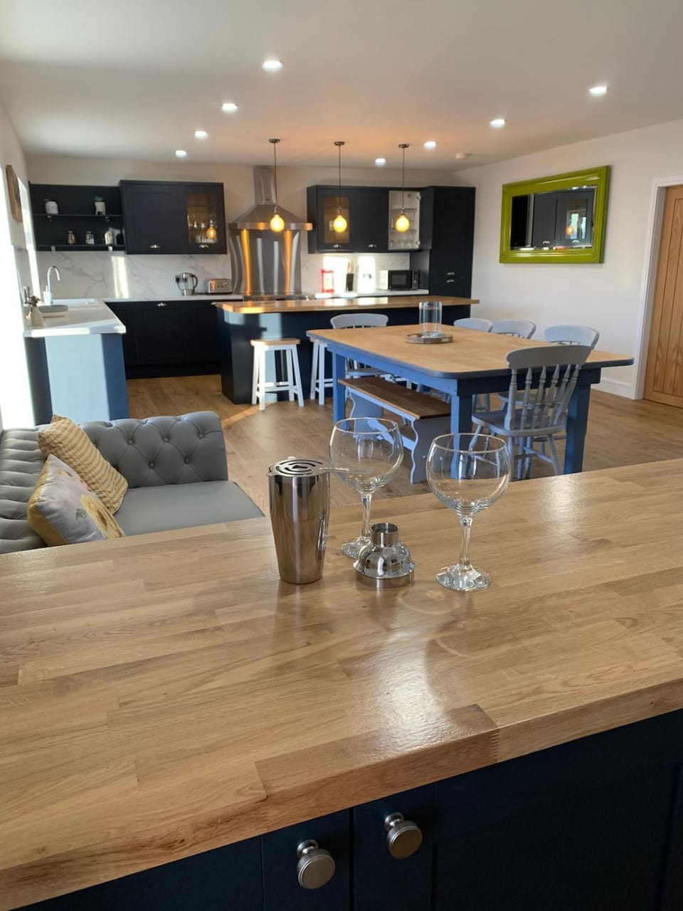 Nether Newton - Sleeps 12, Hottub, Sauna, Private Garden House in England