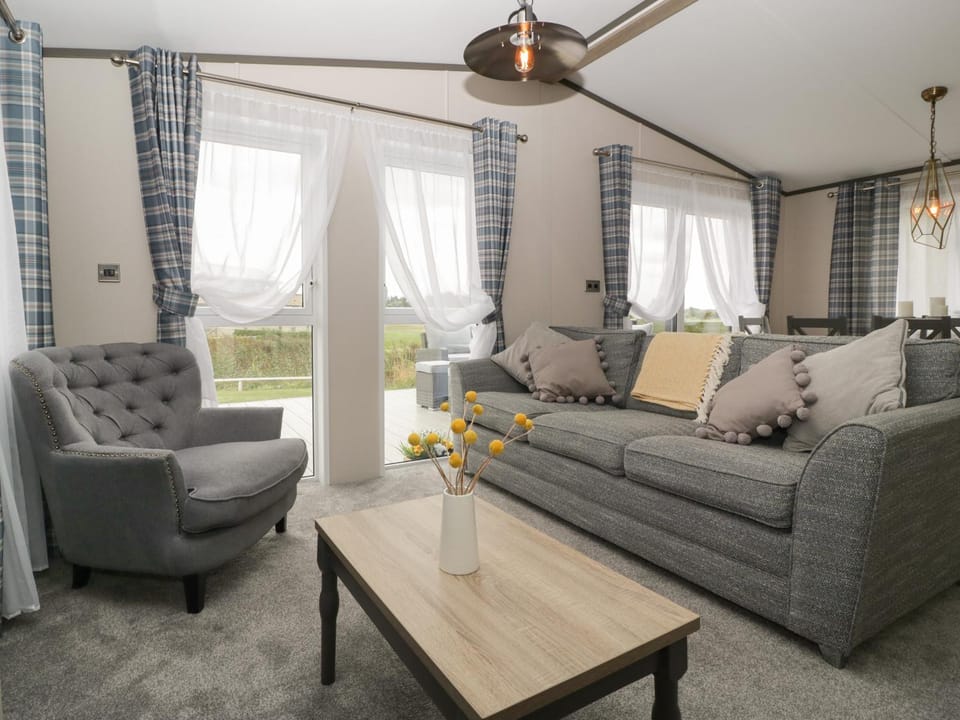 14 Fairways House in Sedgemoor