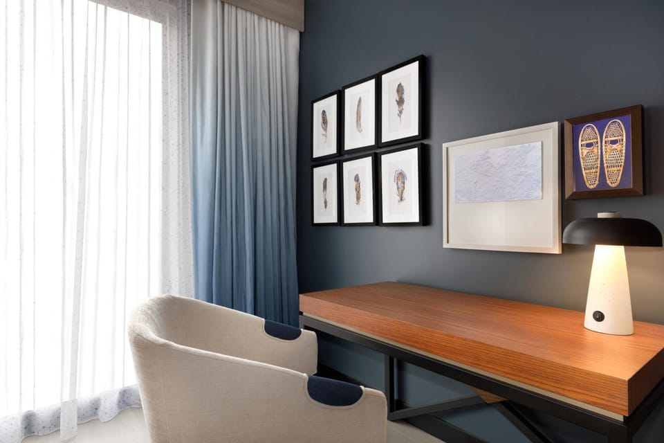 Other, Seating area