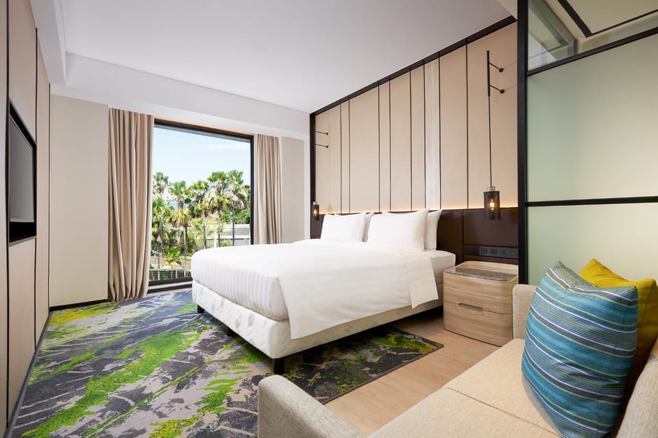 Photo of the whole room, Bedroom