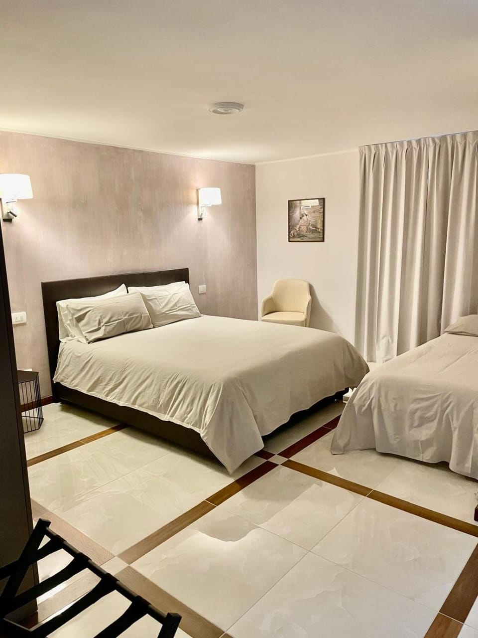 Photo of the whole room, Bedroom