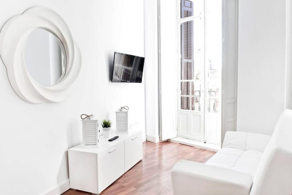 TV and multimedia, Living room, Bedroom