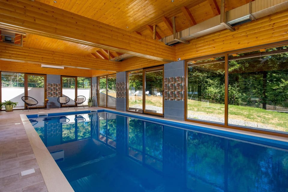 Pool view, Swimming pool