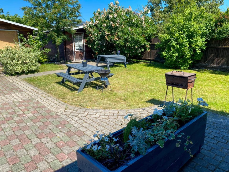Garden, Garden view
