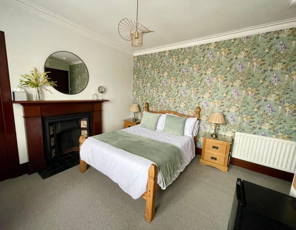 Bed, flat iron