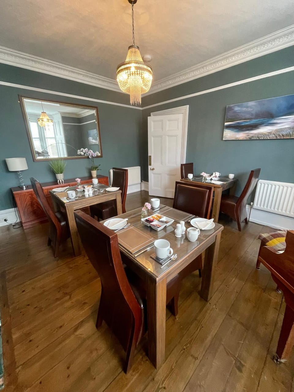 Dining area, Breakfast