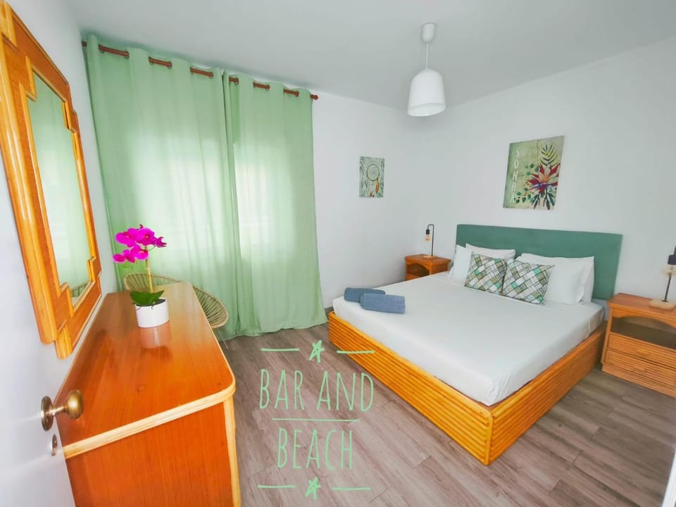 Bar and beach Apartment in Portimao