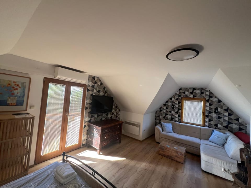 Szőlőskert Studio Apartman Ábrahámhegy Apartment in Hungary