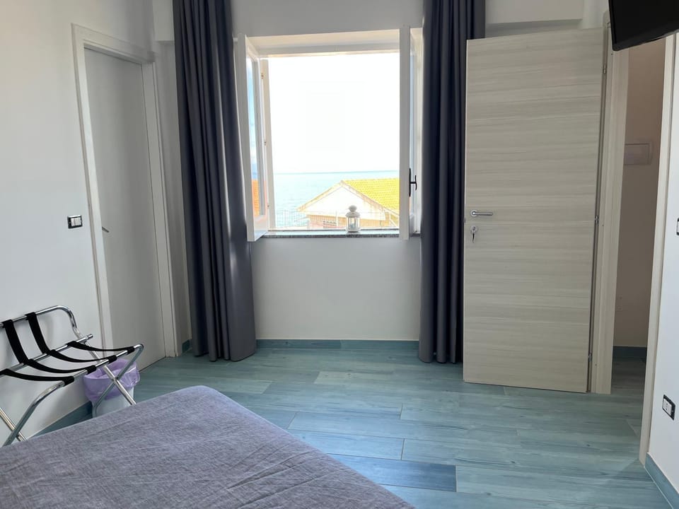 Blue sea b&b Bed and Breakfast in Campania