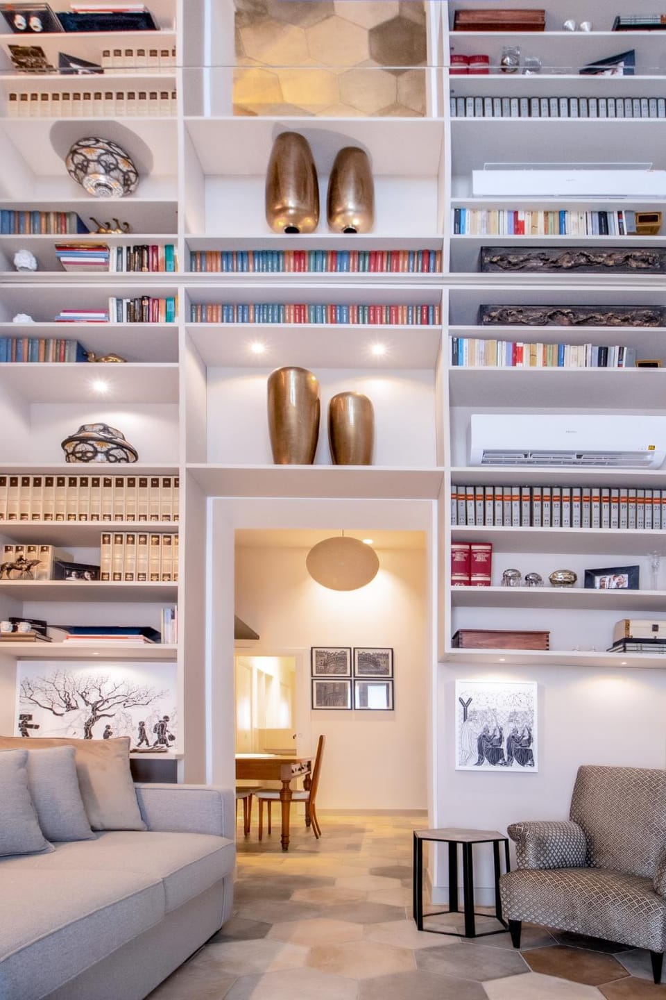 Library, Living room