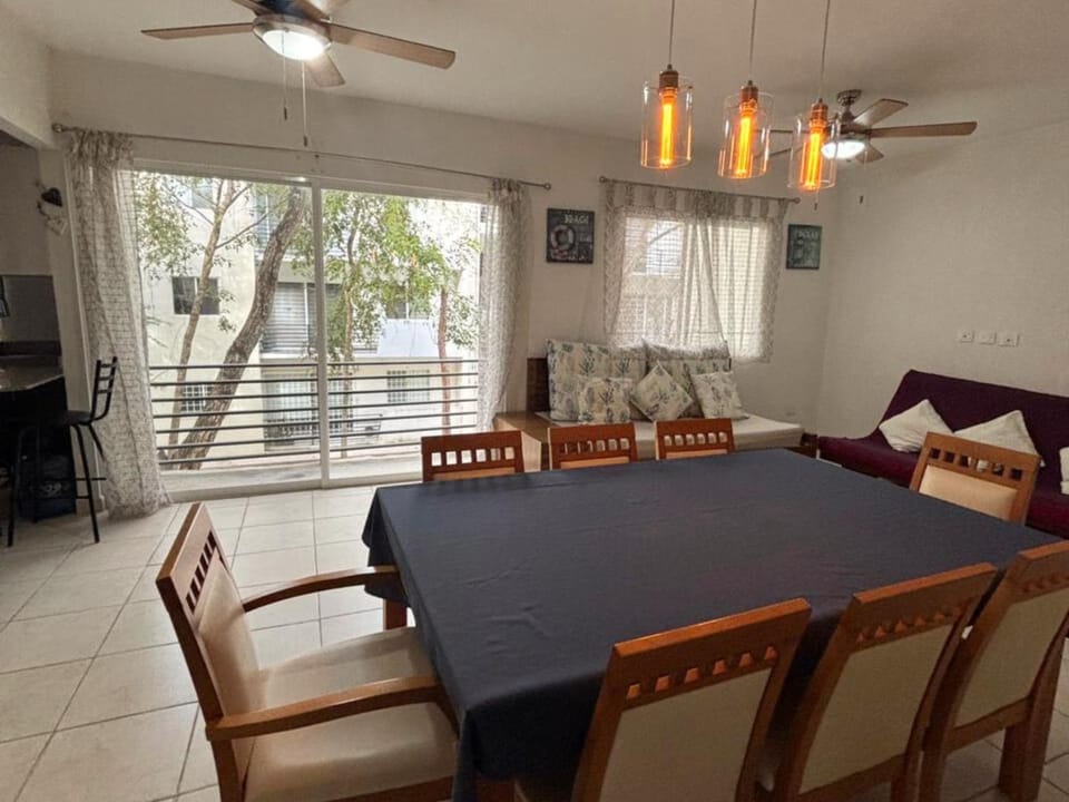 TV and multimedia, Living room, Dining area