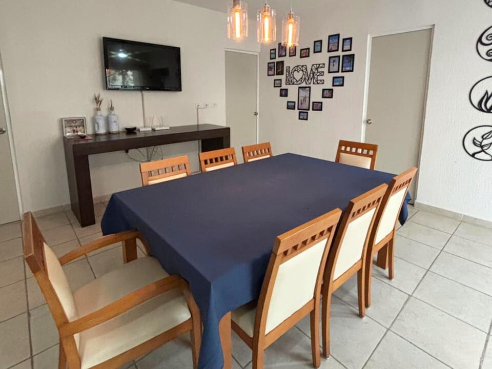 TV and multimedia, Dining area