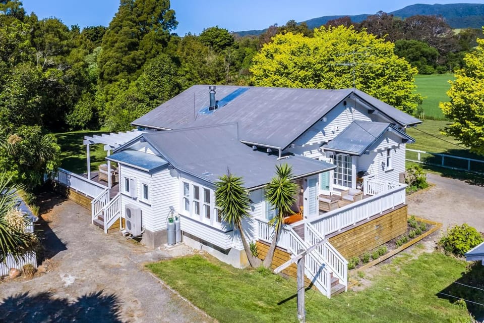The Forest House, Pirinoa House in Wellington Region