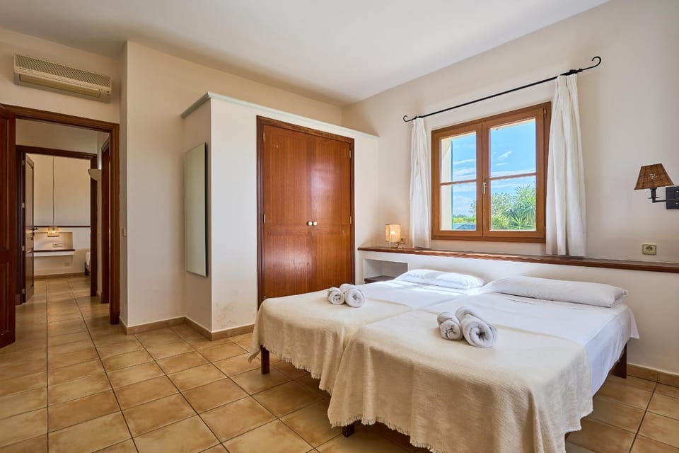Finca Fandango House in Migjorn