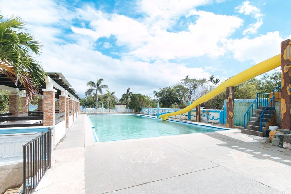 Property building, Swimming pool