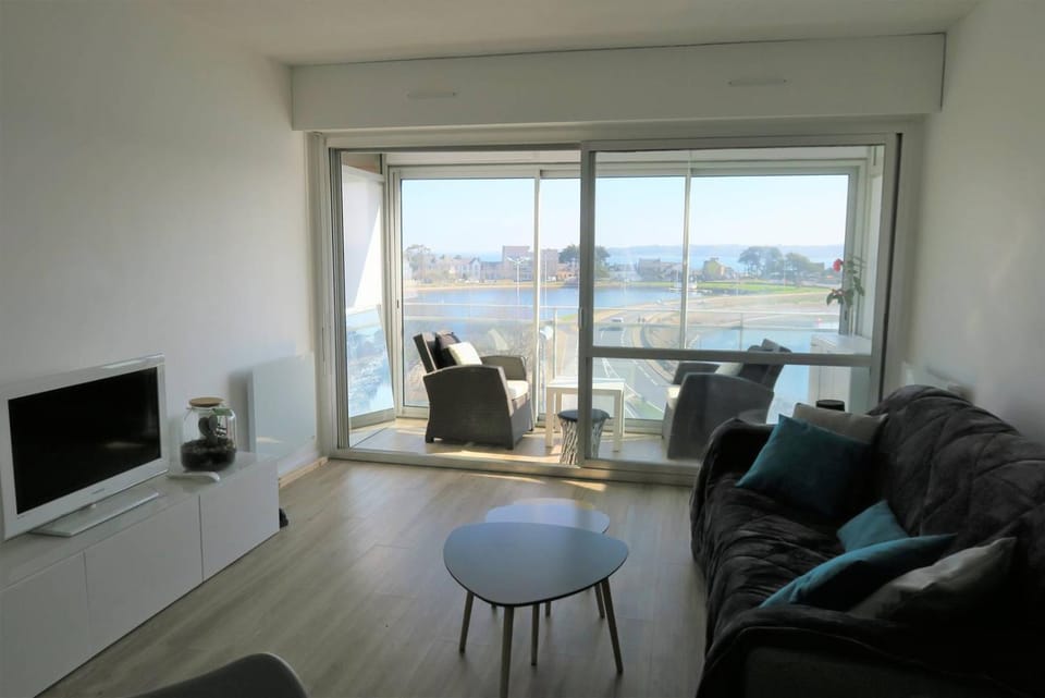 Bel appartement rénové VUE MER au port de de PERROS-GUIREC Ref 841 Apartment in Perros-Guirec