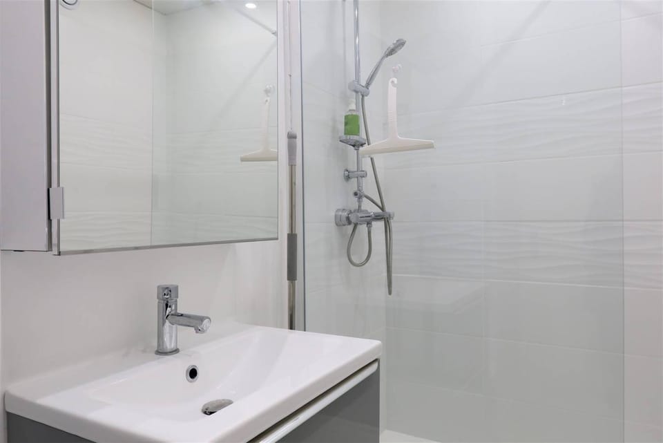 Bel appartement rénové VUE MER au port de de PERROS-GUIREC Ref 841 Apartment in Perros-Guirec
