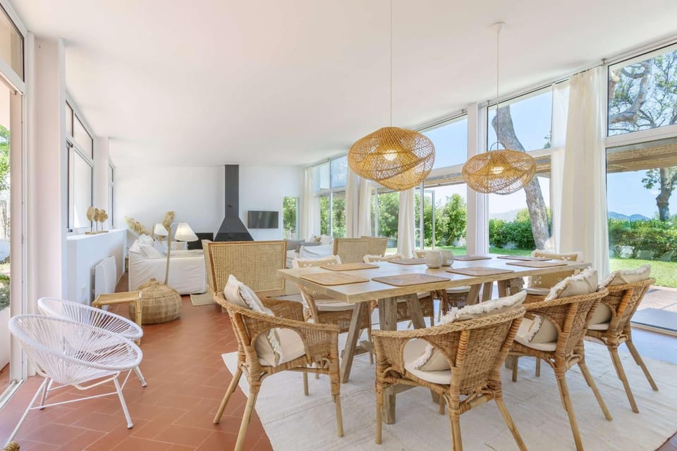 Mal Pas Sands Villa in Raiguer