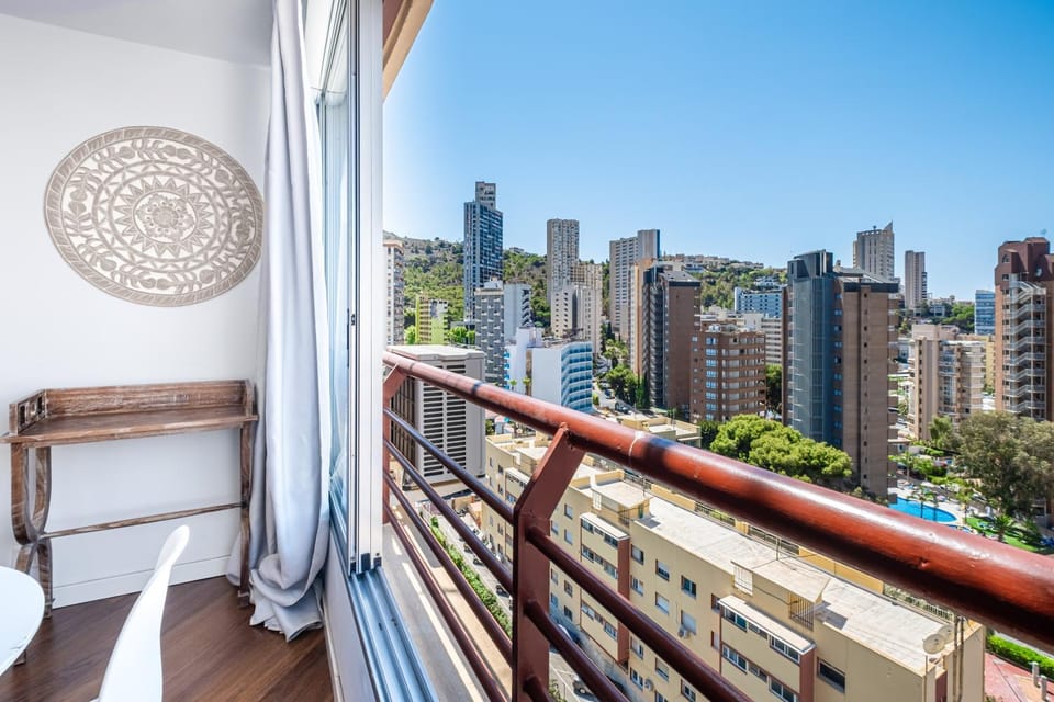 Day, View (from property/room), City view