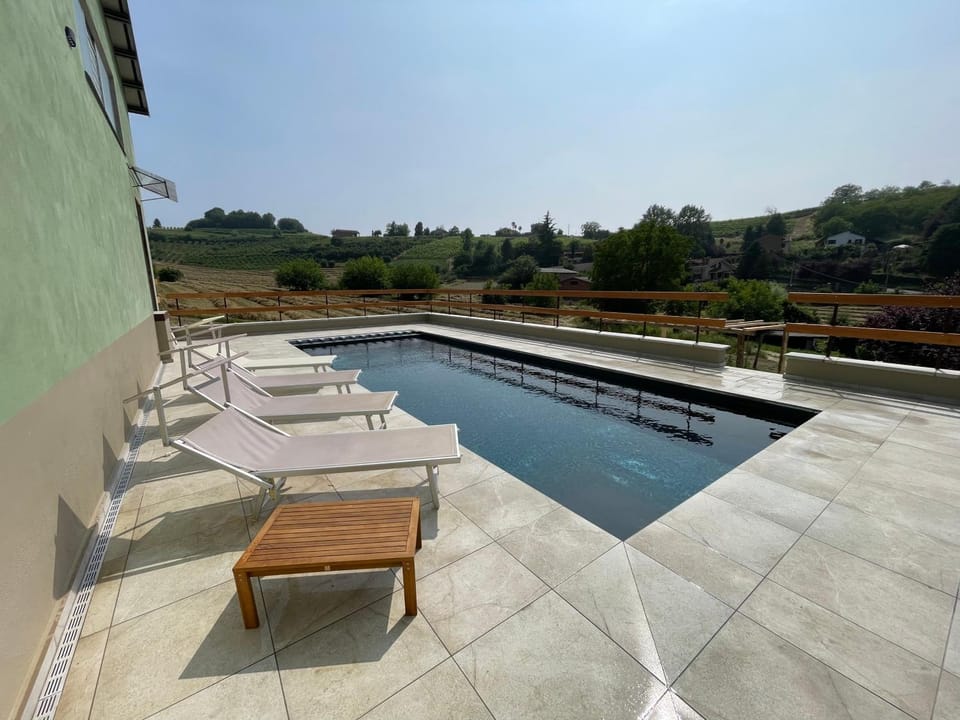 Day, View (from property/room), Pool view, Swimming pool, sunbed