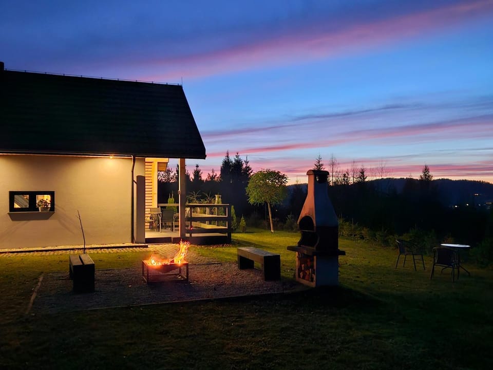 Property building, Night, Natural landscape, BBQ facilities, Garden, Garden view, Sunset