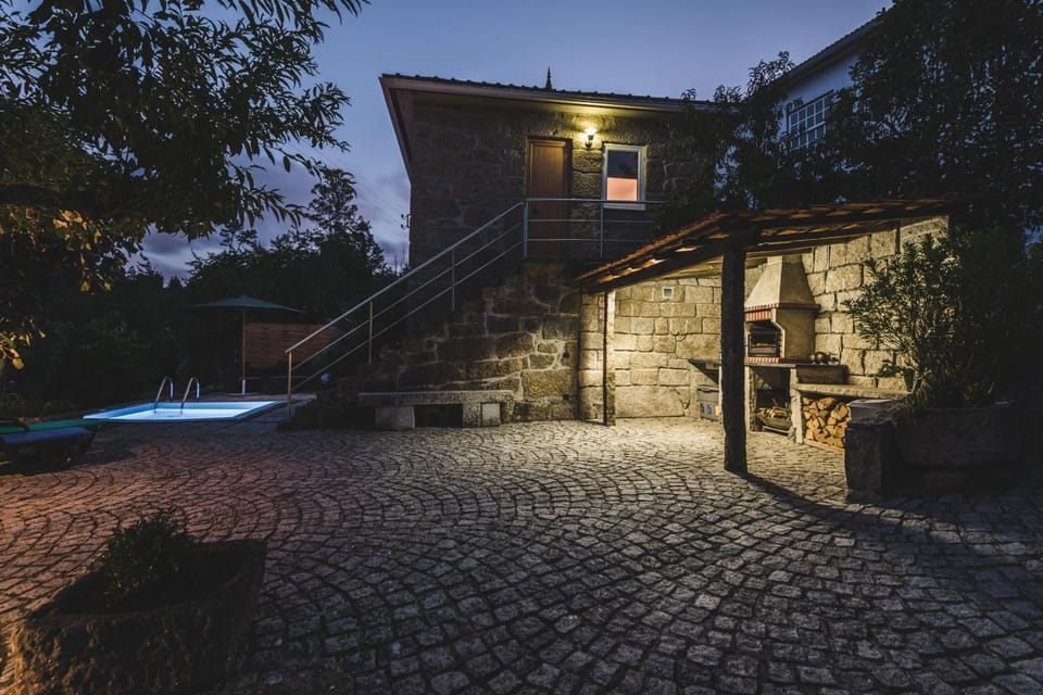 Off site, BBQ facilities, Pool view