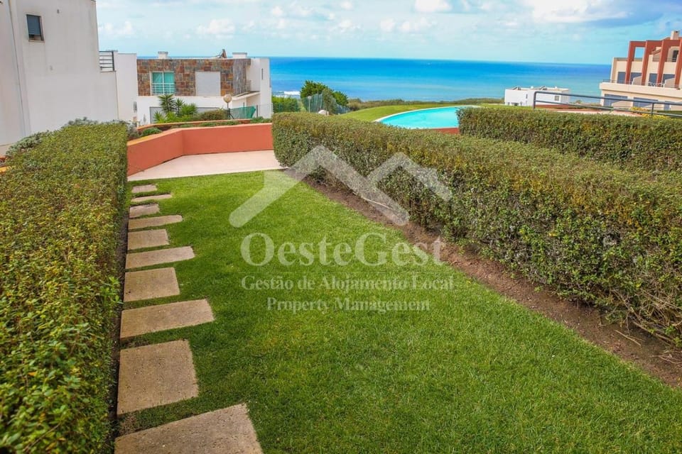 Property building, Natural landscape, Garden, Garden, Sea view, Swimming pool