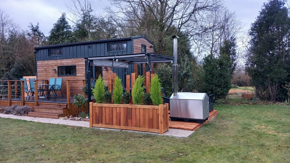 INSOLITE La Tiny House du Lutin Many et son Bain Nordique House in Normandy