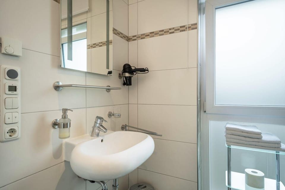 Bathroom, Living room