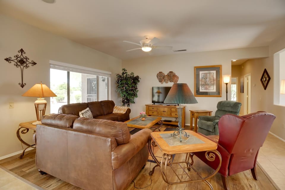 Golf + Pickleball: Surprise Resort Escape w/ Patio House in Sun City Grand