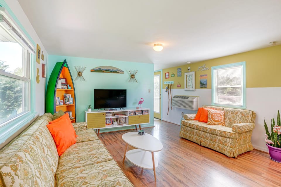 Waterfront Virginia Retreat w/ Canoe, Pets Welcome Apartment in Shenandoah Valley