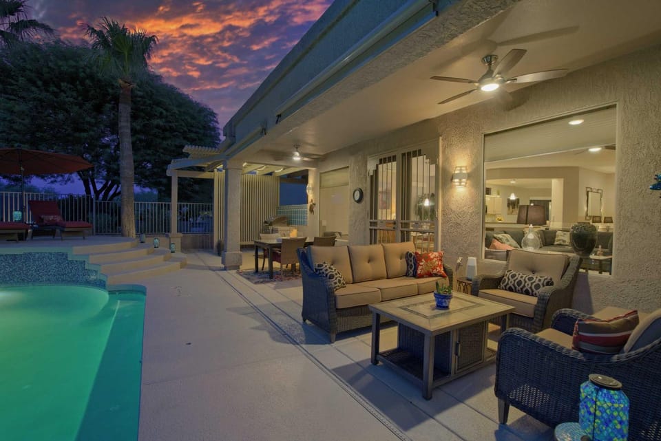 Pool & Golf Cart: Sun City Grand Home! House in Sun City Grand