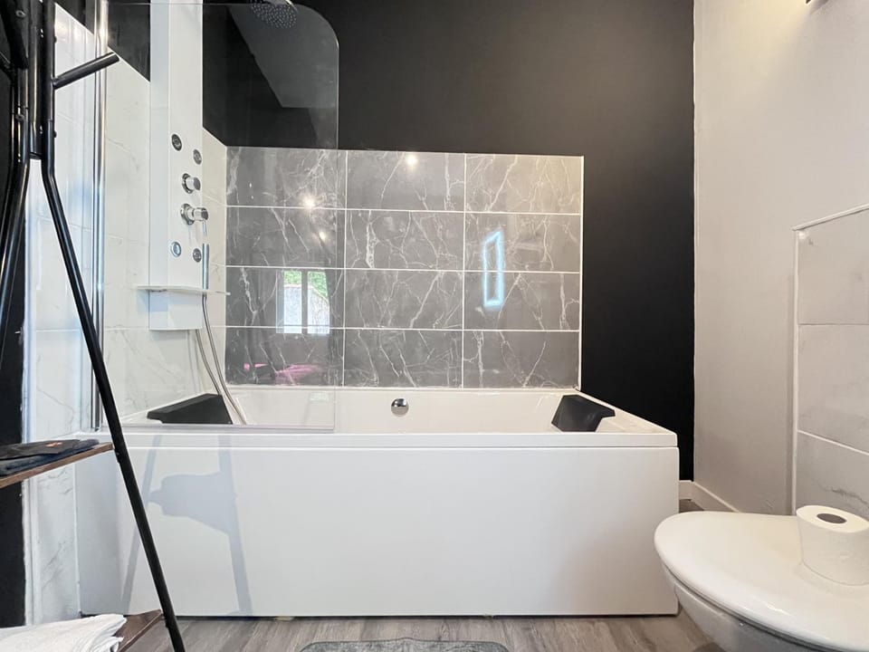 Shower, Bathroom, Bath
